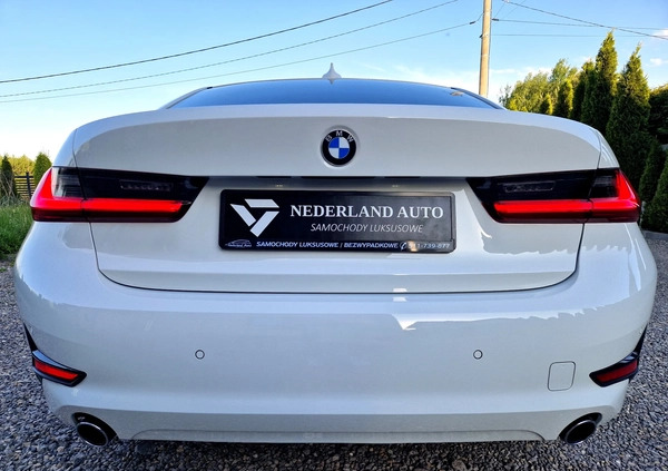 BMW Seria 3 cena 99900 przebieg: 171000, rok produkcji 2019 z Rumia małe 781